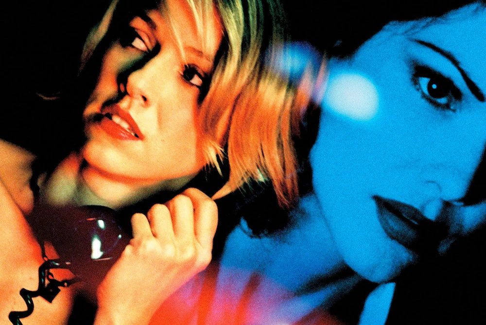 Mulholland Drive is a cult classic for a reason, David Lynch certainly has a vibe.